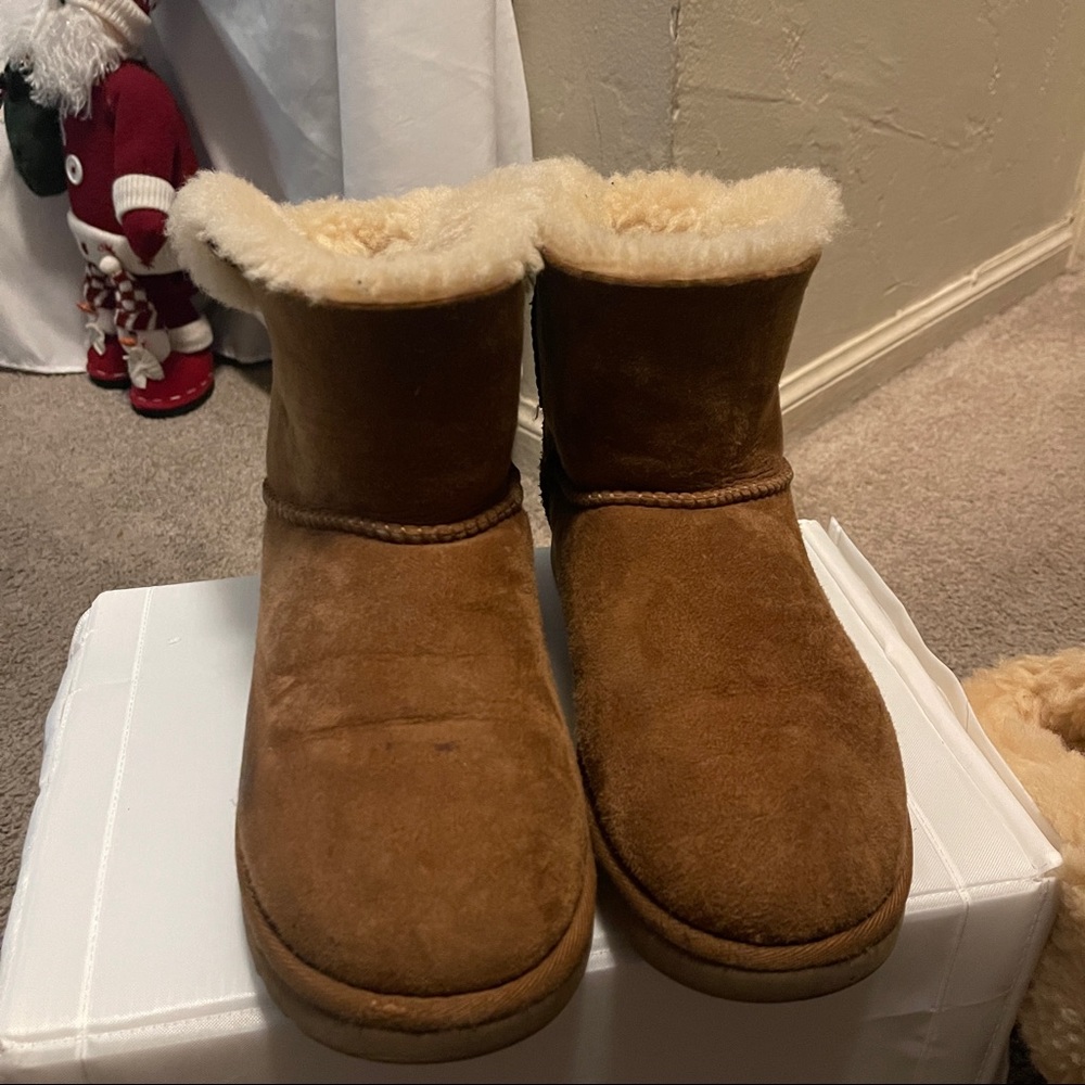 UGG Mini Bailey Bow Boots